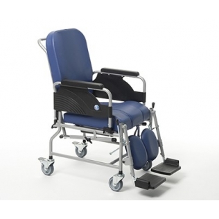 Silla ruedas fija con respaldo reclinable y asiento con inodoro. Rueda de 100 mm