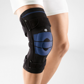 Bauerfeind Elastische Kniebandage | Laterale Stabilisierung | Schienen und Pelotten | Schwarz | Mehrere Größen | GenuTrain S Pro