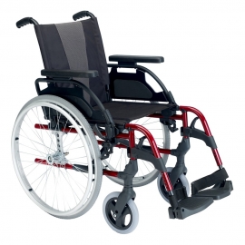 Cadeira de rodas Breezy Style (antiga 300) de alumínio e roda de 24" em vermelho